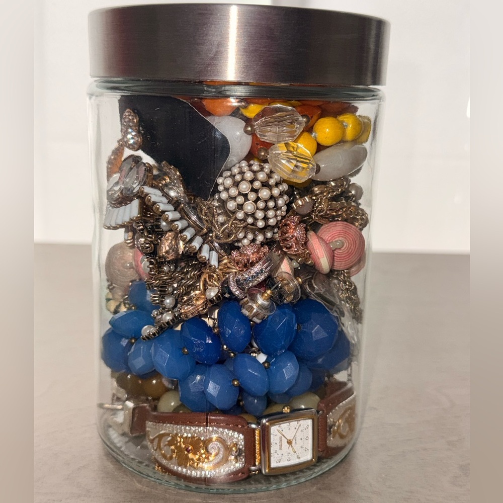 Jewelry jar